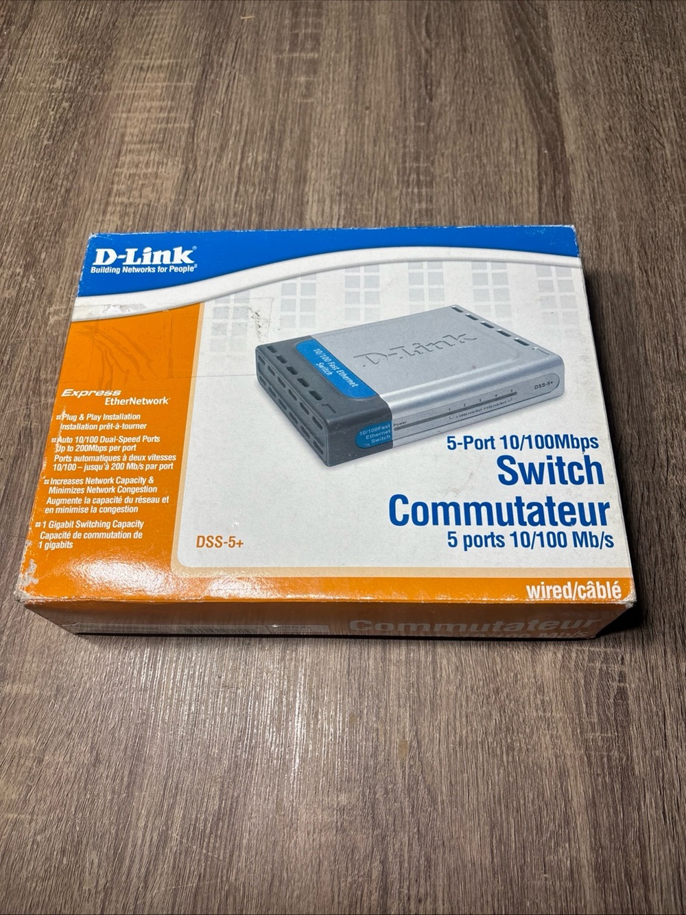 D-Link 5 Port 10/100 Mbps Switch DSS-5+ NEW